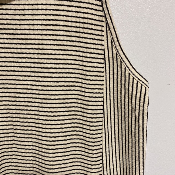 Paper Crane NWT striped dress size L - Picture 3 of 10